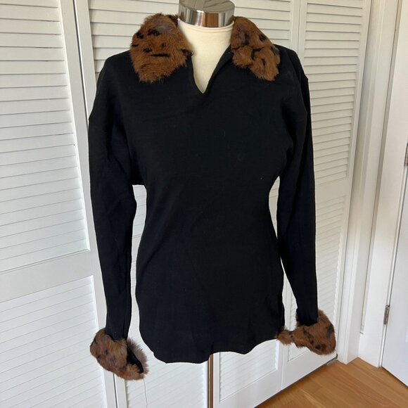 Vintage black wool sweater with rabbit fur printed collar and cuffs - Picture 1 of 6
